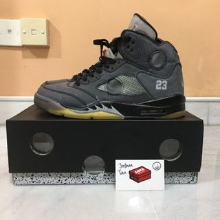 (Category: ) located in . Submitted by snkrscaled (Listing ID 1123681845, Image 1). Description: .