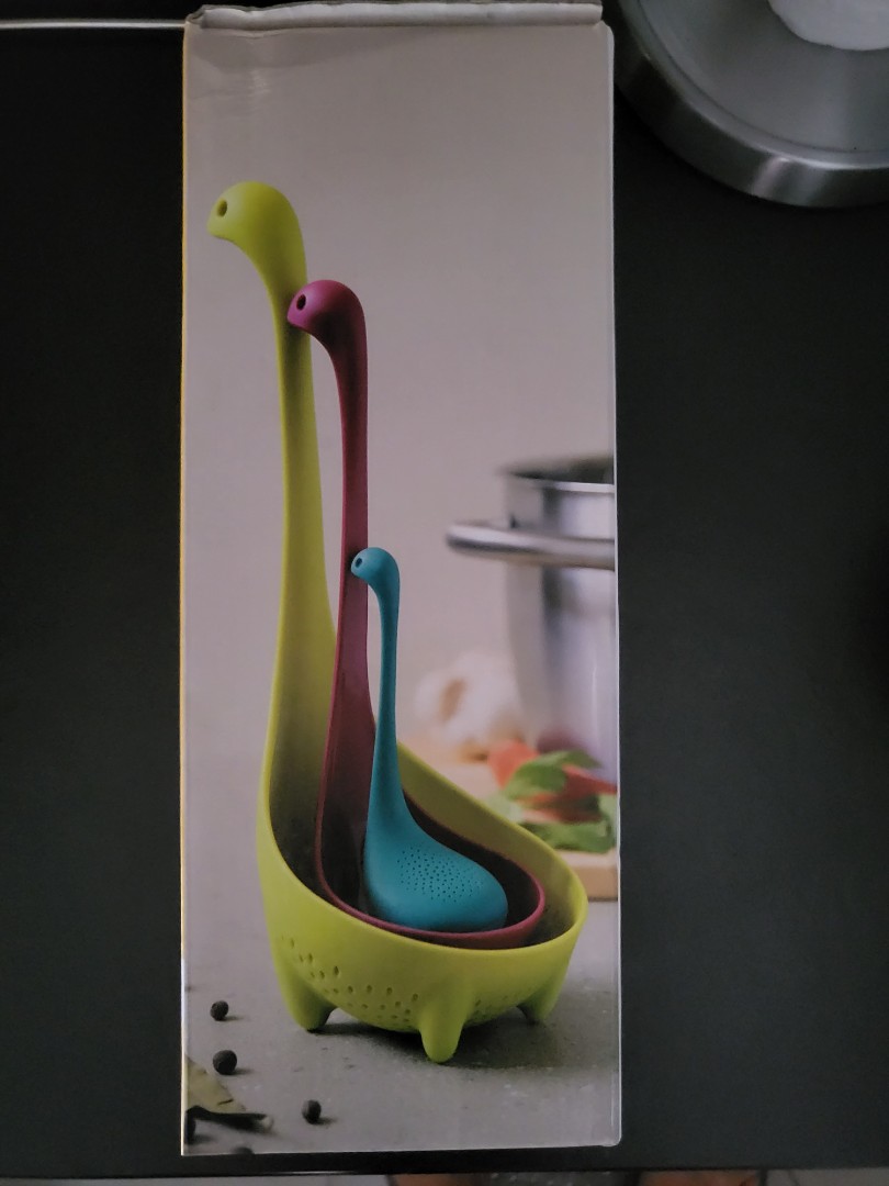OTOTO Spaghetti Monster - Keukenzeef voor het aftappen van pasta, groente, fruit - vergiet met handvat - afmetingen 12,2 x 21,0 x 19 cm - BPA-vrije en vaatwasmachinebestendig vergiet en voedselzeven
