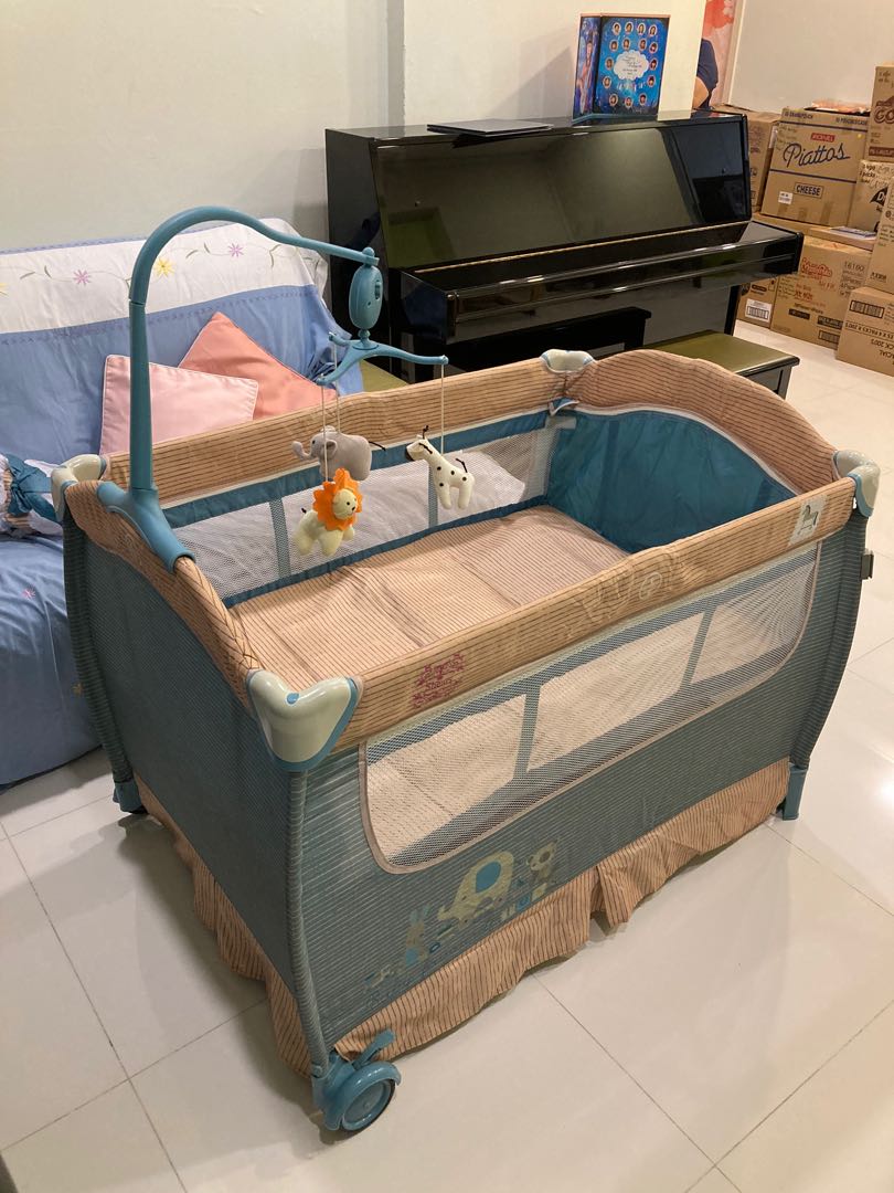 Collapsible Baby Playpen (w/ changing table & mosquito net), Babies