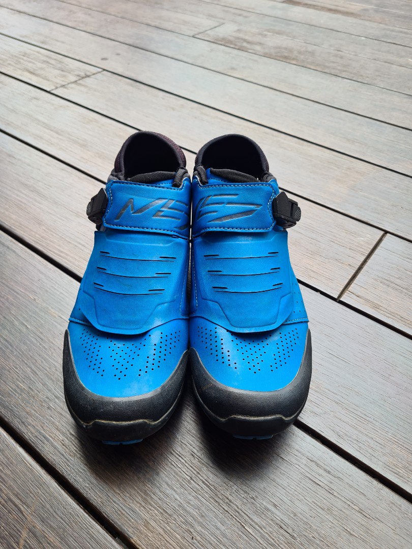 Shimano ME701 MTB SPD Clipless Shoes Size 45 for Trail Enduro All Mountain Bike ME7 ME702 like Giro Ventana Cylinder Sidi Eagle Trace SD15 XTR XT Sports Equipment Bicycles Parts Parts
