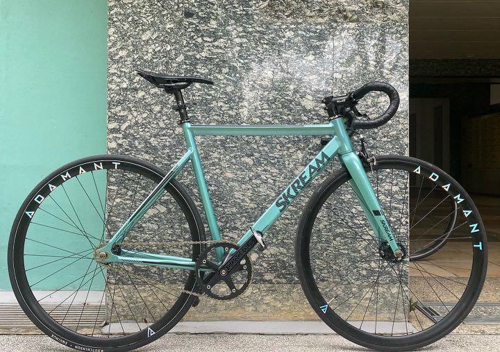 Skream Anodiz M フレームセット