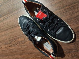 （分類：）位於 。 由 simondominc 提交（商品編號 1123697999，圖片 1）。簡介： 。
