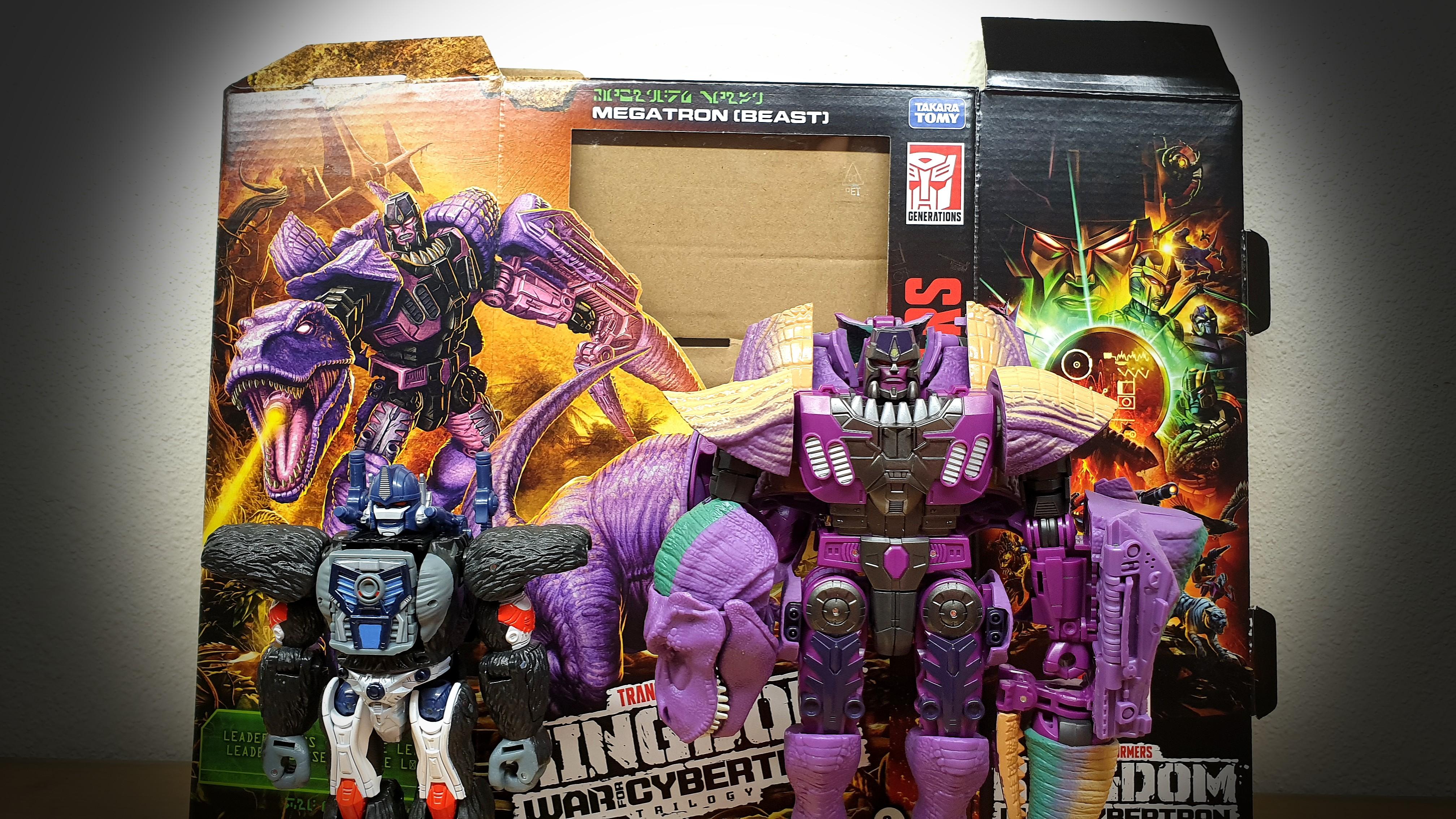 Transformers Kingdom Optimus Primal and Megatron Beast Wars WFC Netflix, Hobbies & Toys, Toys