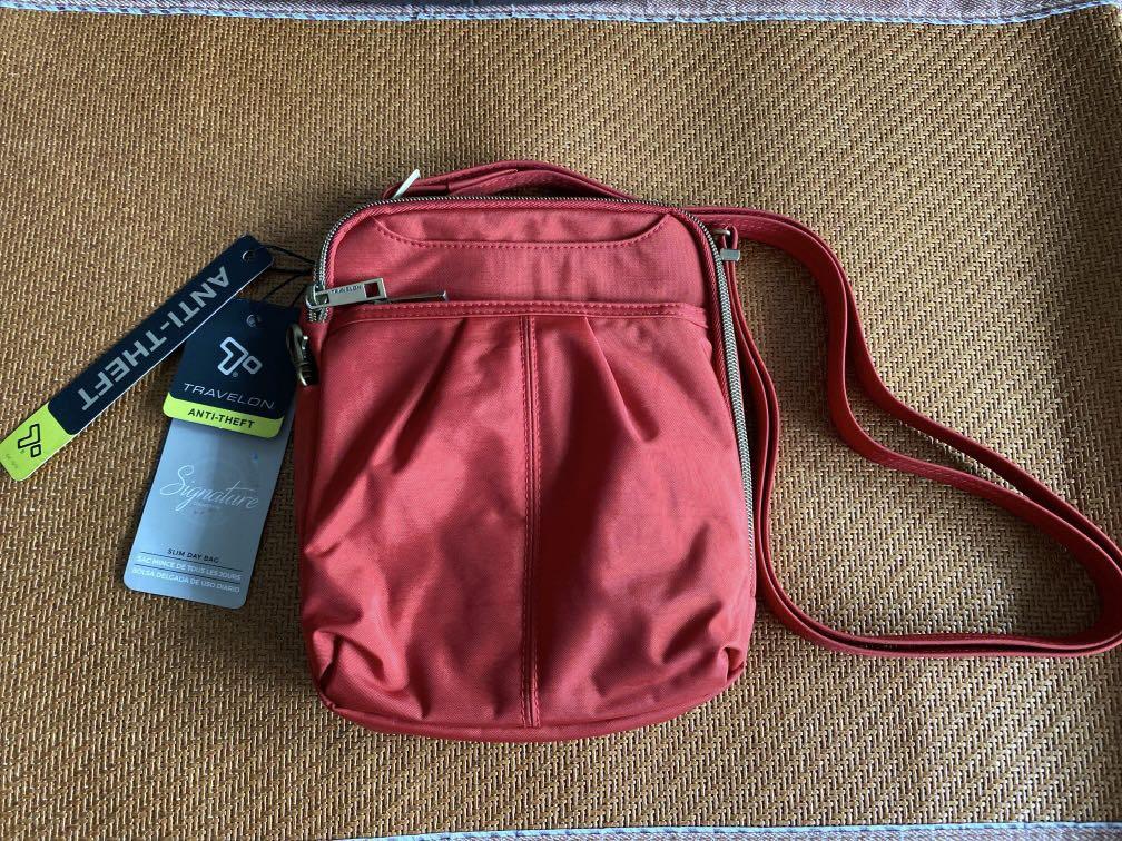 Travelon signature hotsell slim day bag