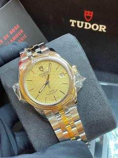 （分類：）位於 。 由 ivy_watches 提交（商品編號 1123570368，圖片 1）。簡介： 。