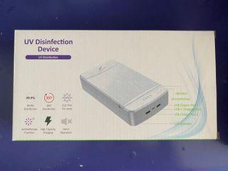 UV disinfection device with aromatherapy