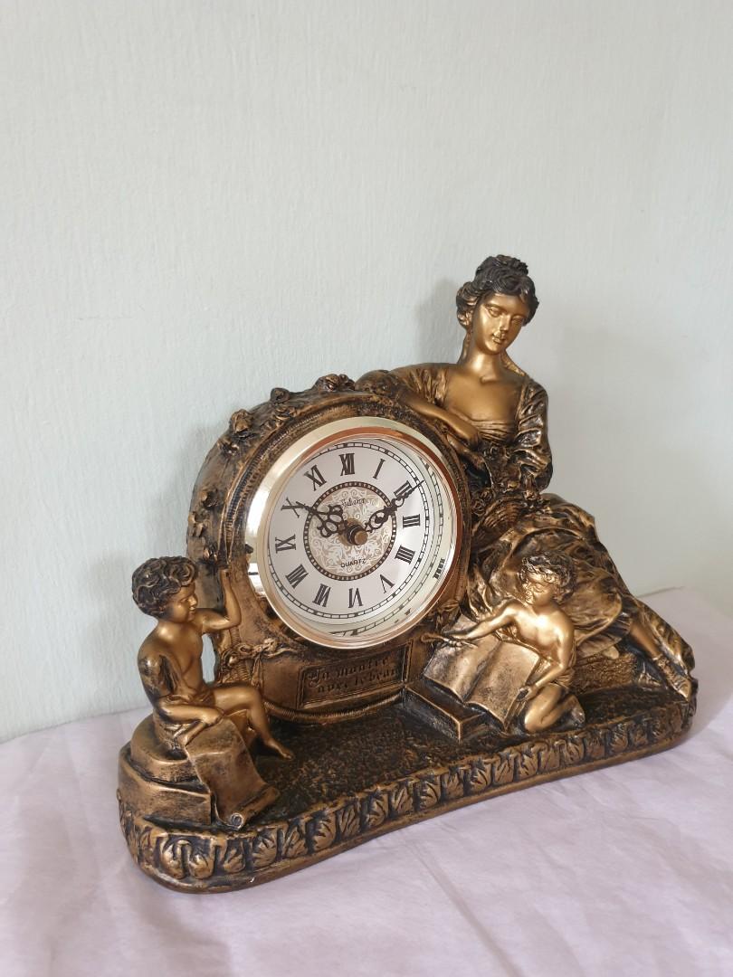 Vintage Juliana Quartz Mantel Clock, Hobbies & Toys, Memorabilia