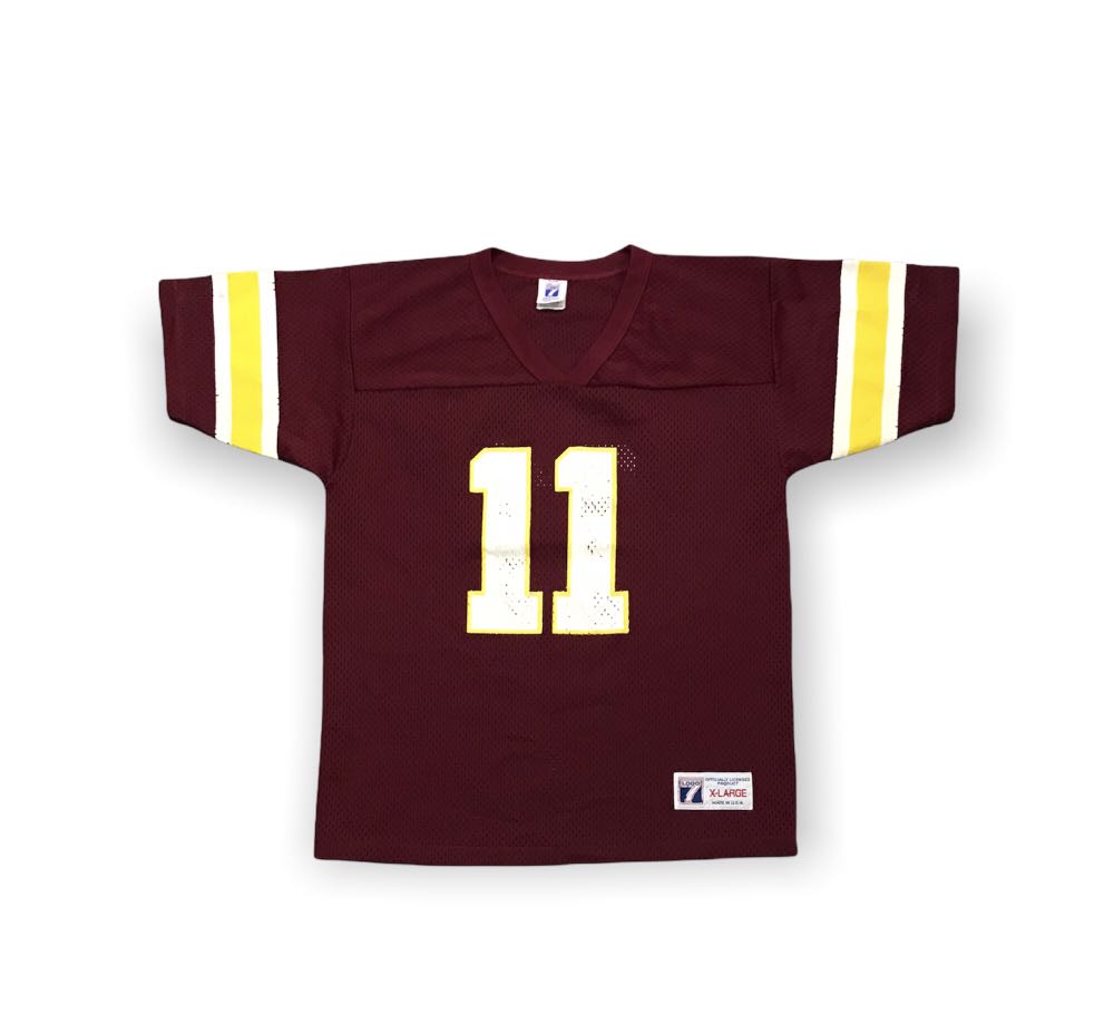 Vintage Logo 7 Jersey, Men's Fashion, Tops & Sets, Tshirts & Polo Shirts on Carousell