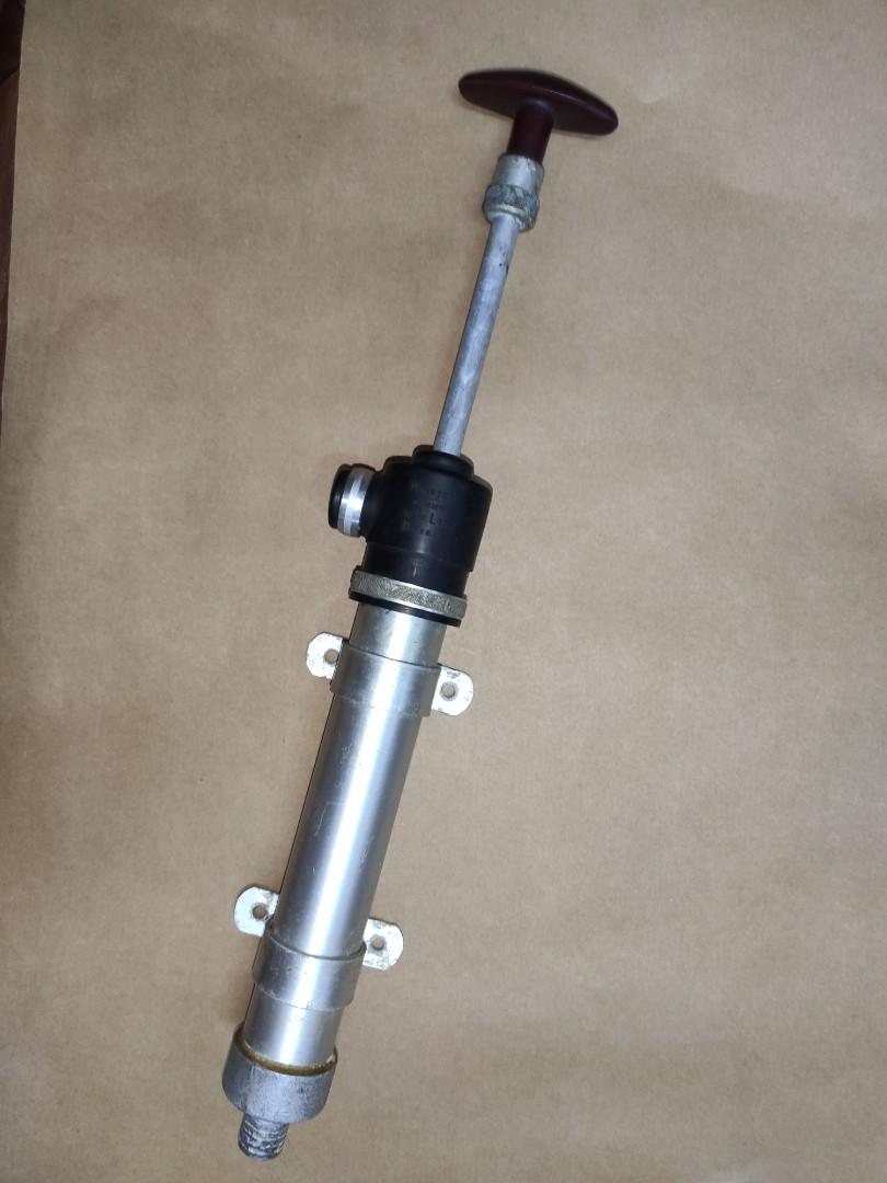 Vintage Munster Simms Bildge Pump, Hobbies & Toys, Collectibles