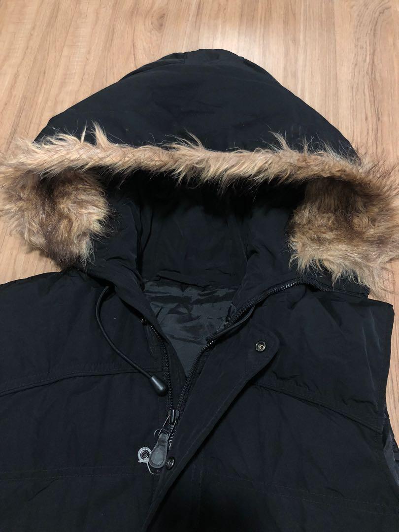 Winter jacket (Category: Other Tops) located in Petaling Jaya. Submitted by iam1701 (Listing ID 1123666840, Image 3). Description: Condition: 9/10 Measurement: refer photos COD: Shah Alam/TTDI/PJ Postage +RM5 #jacket #sweater #winter #smallsize #man #kids #snow #unisex.
