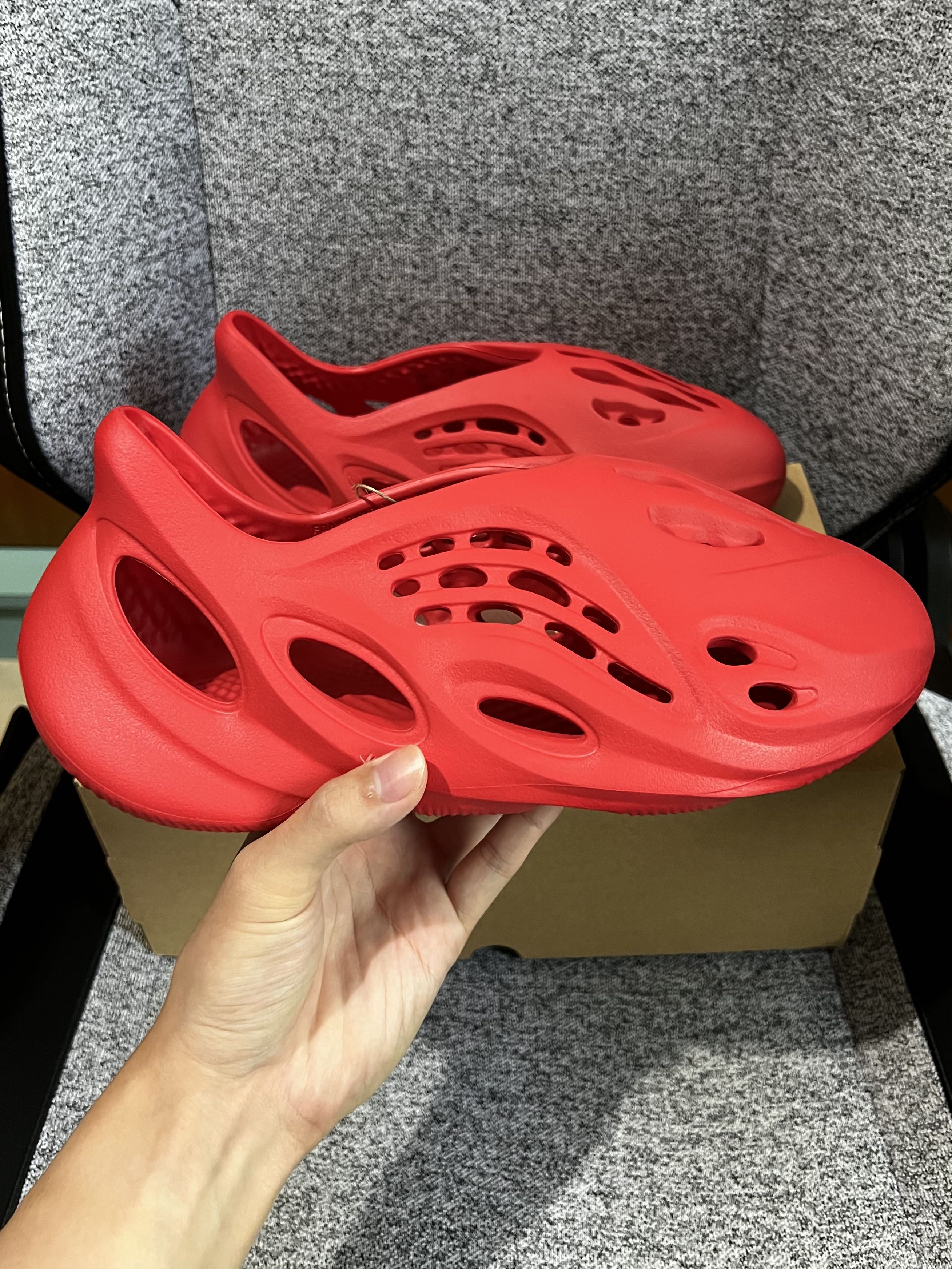 WTS Yeezy Foam Runners Vermilion, Men's Fashion, Footwear, Sneakers on  Carousell