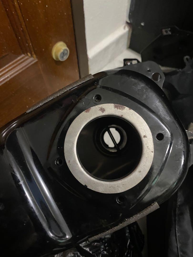 Yamaha aerox tank. Original tank., Motorcycles, Motorcycle Accessories