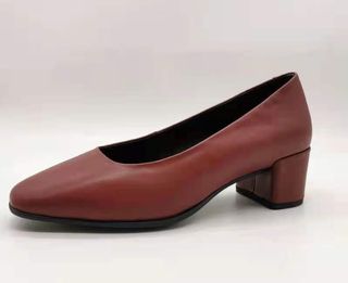 （分類：）位於 。 由 liveo_shoe 提交（商品編號 1123789782，圖片 1）。簡介： 。