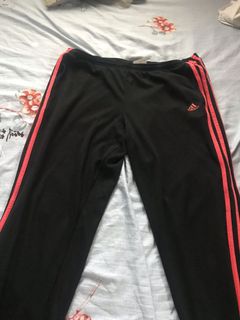 (Category: ) located in . Submitted by findsssss (Listing ID 1123842200, Image 1). Description: .