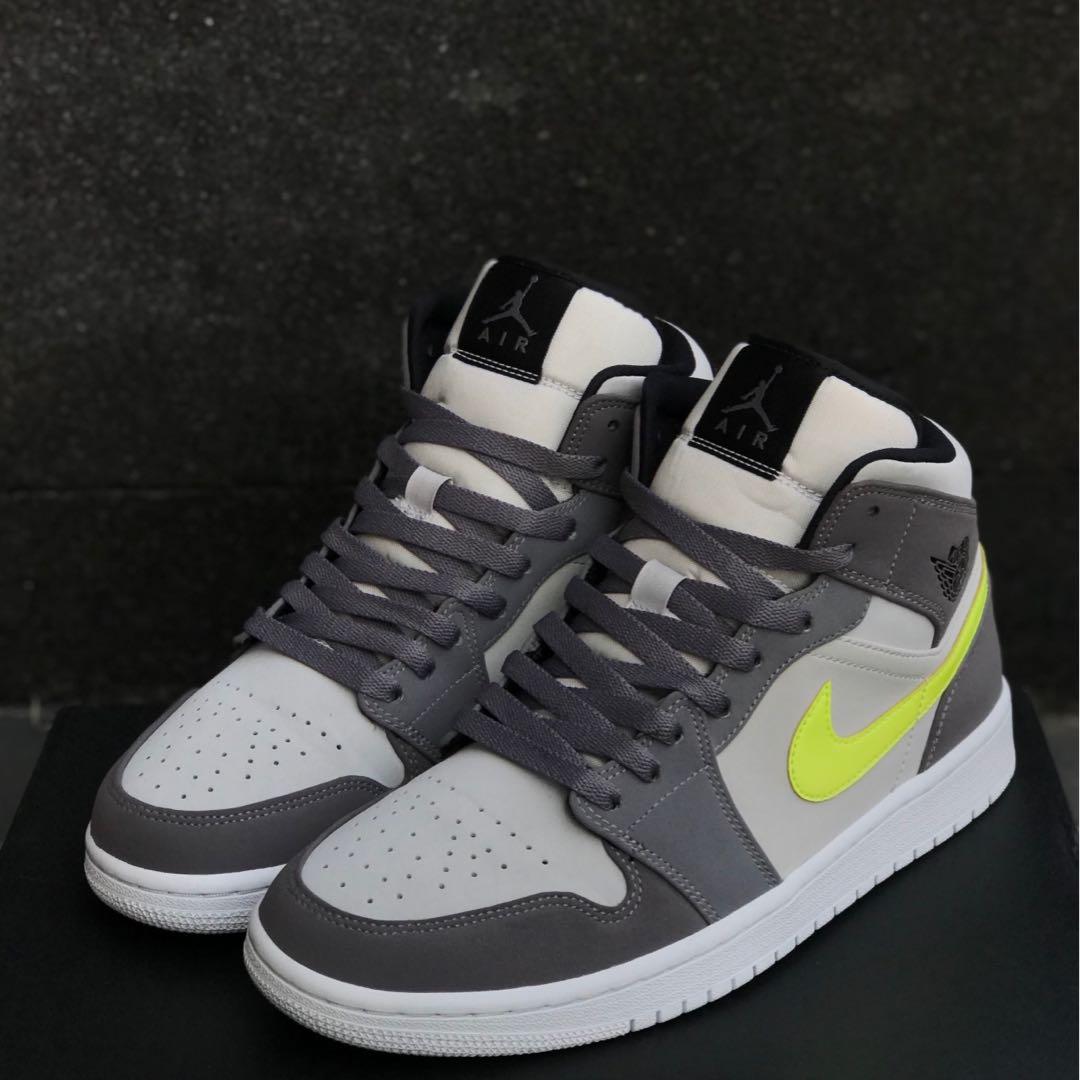 Gunsmoke volt jordan 1 online