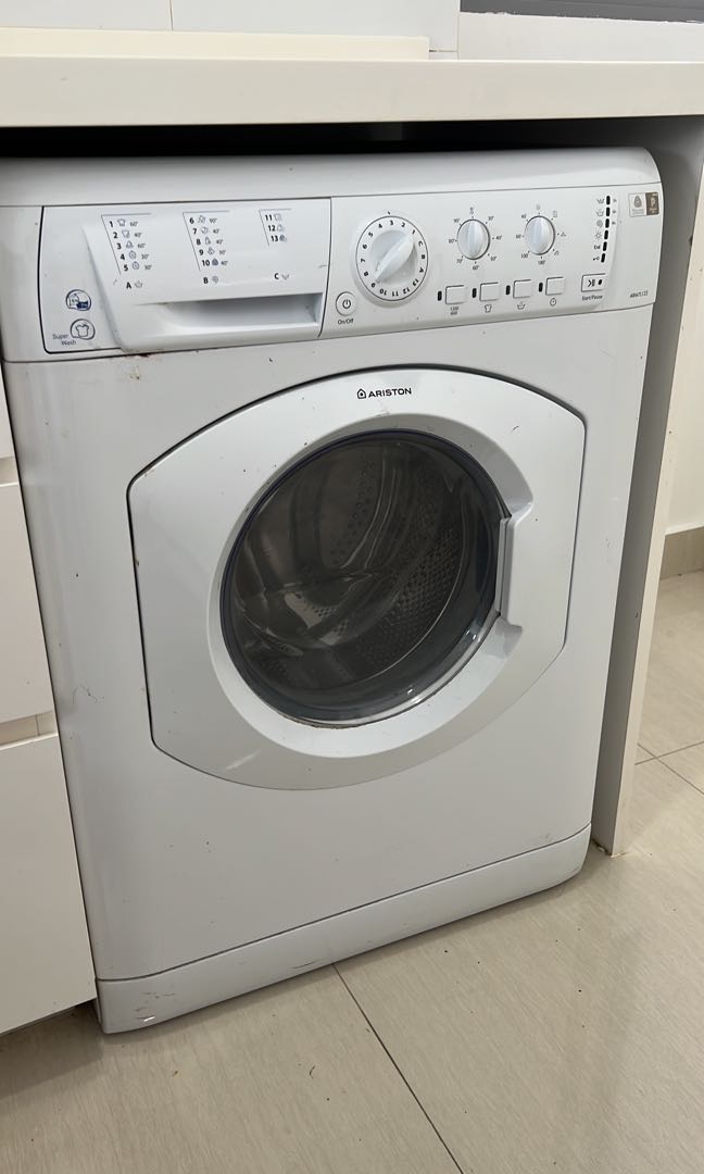 Ariston washing machine, TV & Home Appliances, Washing Machines and