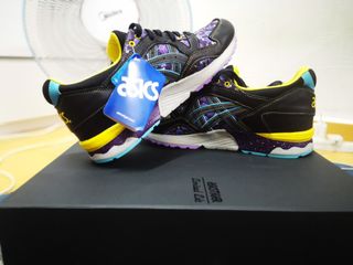 (Category: ) located in . Submitted by 78.sneakers (Listing ID 1123746530, Image 1). Description: .