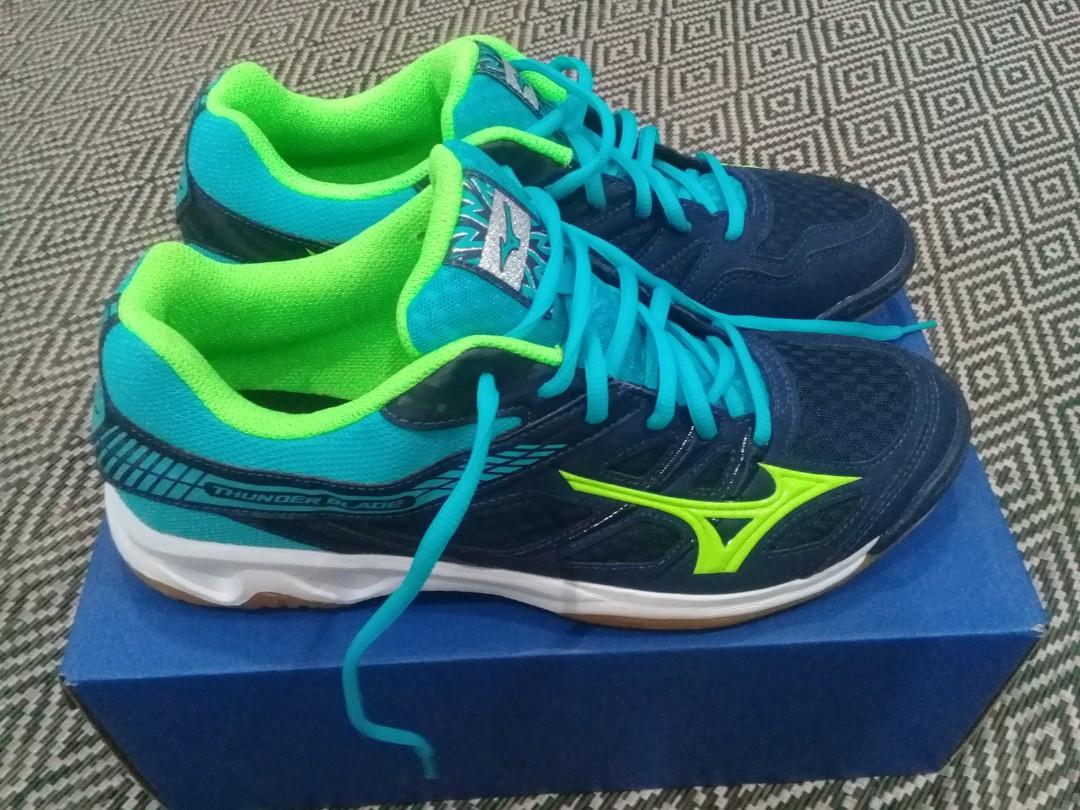 Authentic Mizuno Thunder Blade Badminton or court shoes