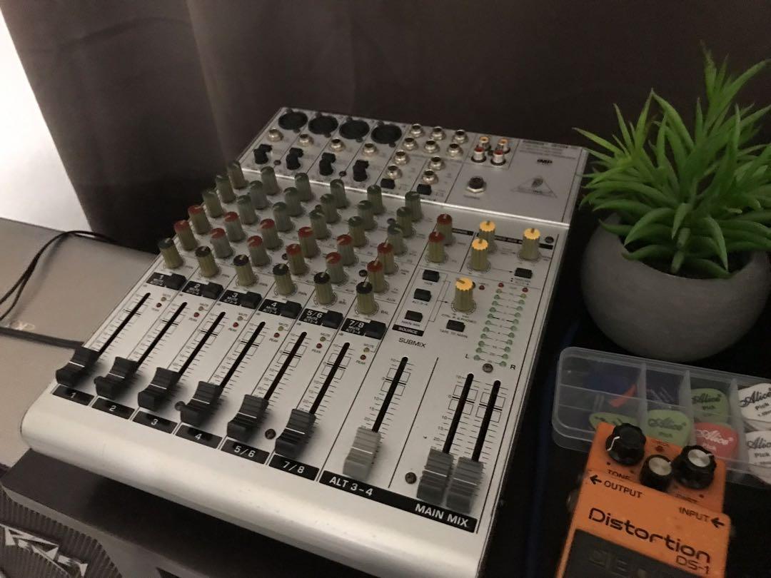 Behringer Eurorack UB1204Pro Mixer, Hobbies & Toys, Music & Media