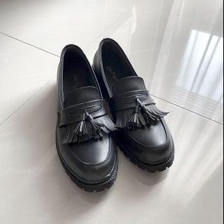 Black Loafer Shoes