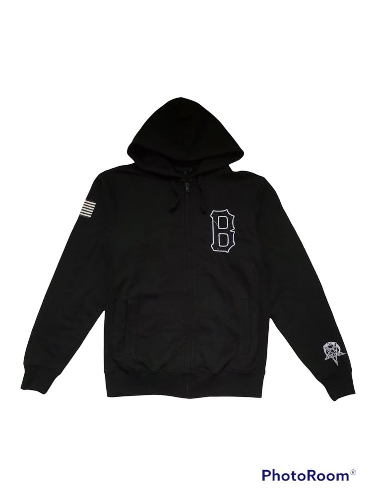 Black store scale hoodie
