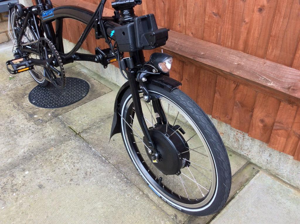BROMPTON M6L ELECTRIC BLACK FOLDING BIKE, Sports Equipment