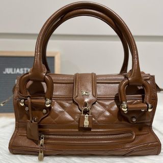 (Category: ) located in . Submitted by juliastyle_luxury (Listing ID 1123798348, Image 1). Description: .