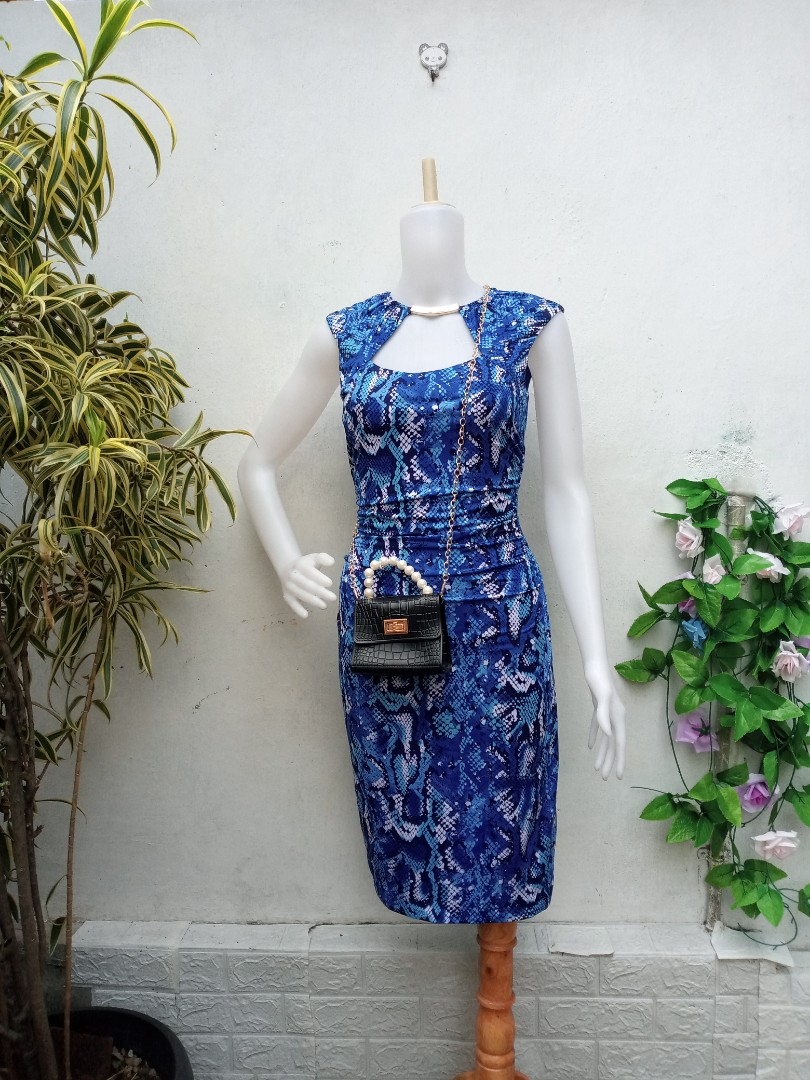 Cache blue snake print bodycond dress 