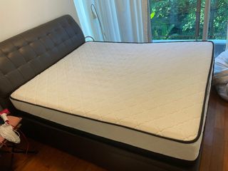 (Category: ) located in . Submitted by bikizle (Listing ID 1123720671, Image 1). Description: .