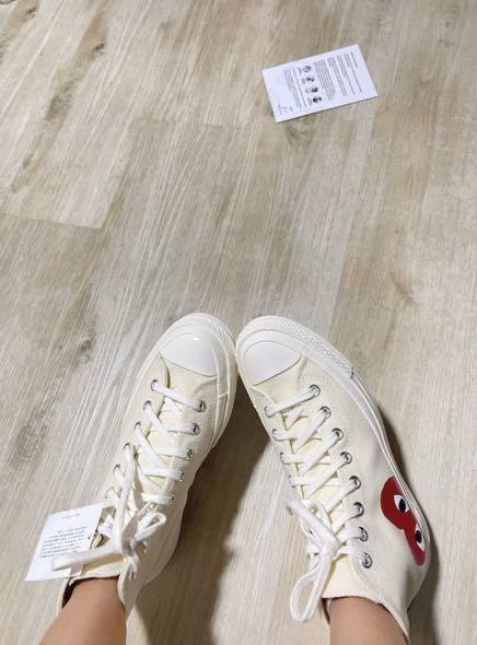 Cdg converse milk outlet