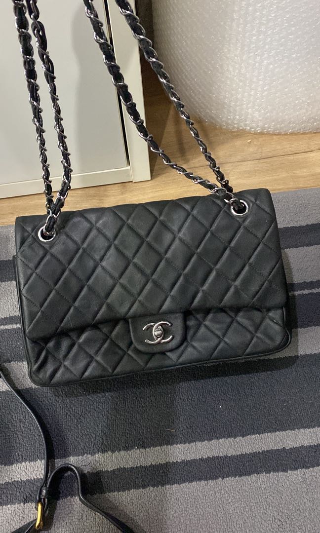 Channel classic jumbo size 30 cm, Luxury, Bags & Wallets on Carousell