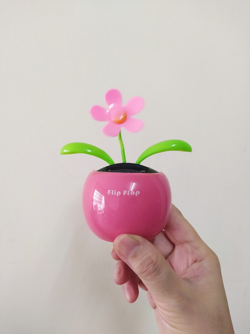 GreatAsGifts Flip Flap Solar Flower Flowerpot Swing