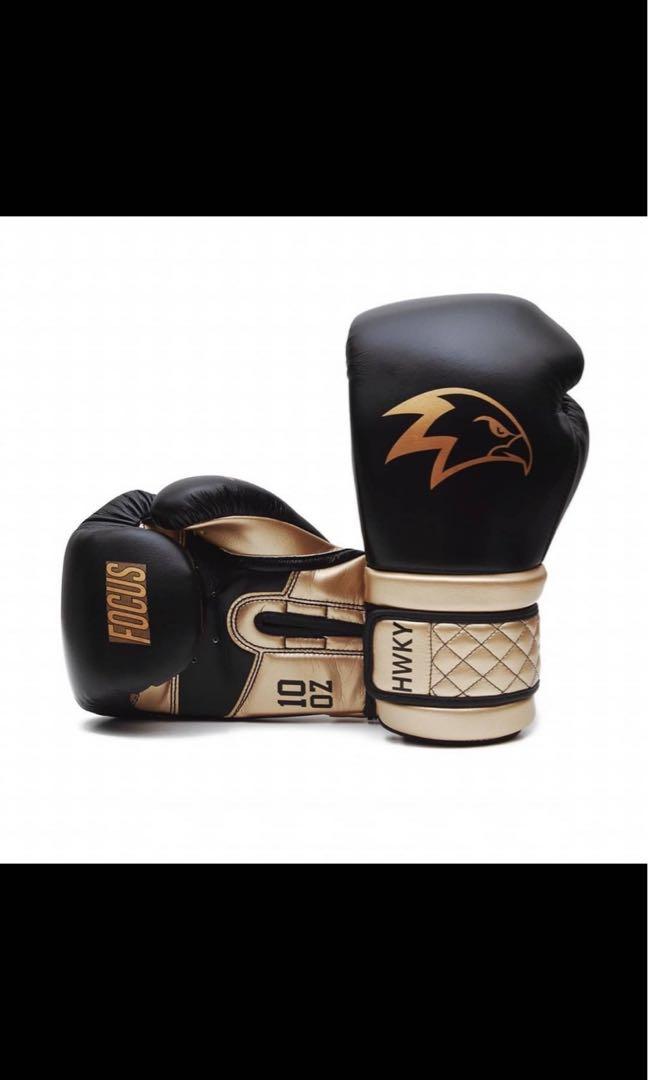 HAWKEYE FIGHTER BOXING GLOVE AND HANDWRAP