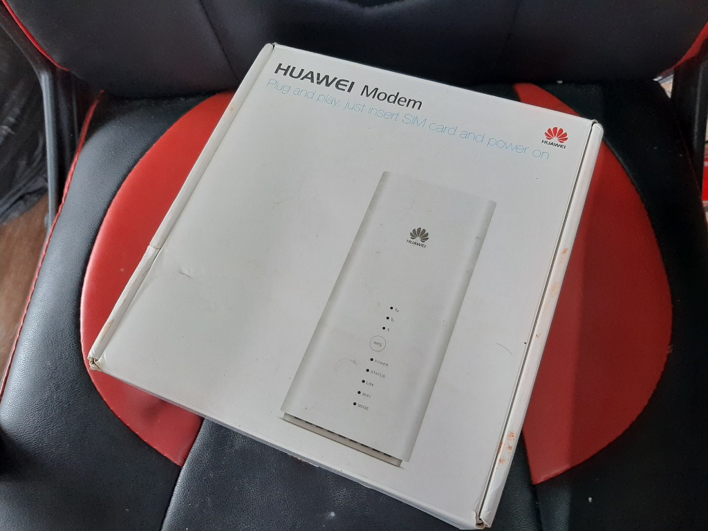 Huawei B618s-22d 4G WiFi Router Lock Celcom, Computers & Tech, Parts ...