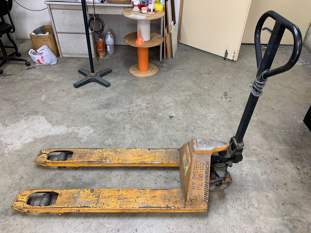 JUNGHEINRICH Pallet Jack 1150mm 2000kg, Everything Else on Carousell