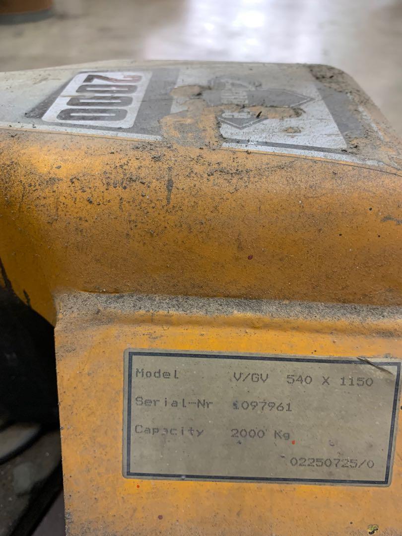 JUNGHEINRICH Pallet Jack 1150mm 2000kg, Everything Else on Carousell