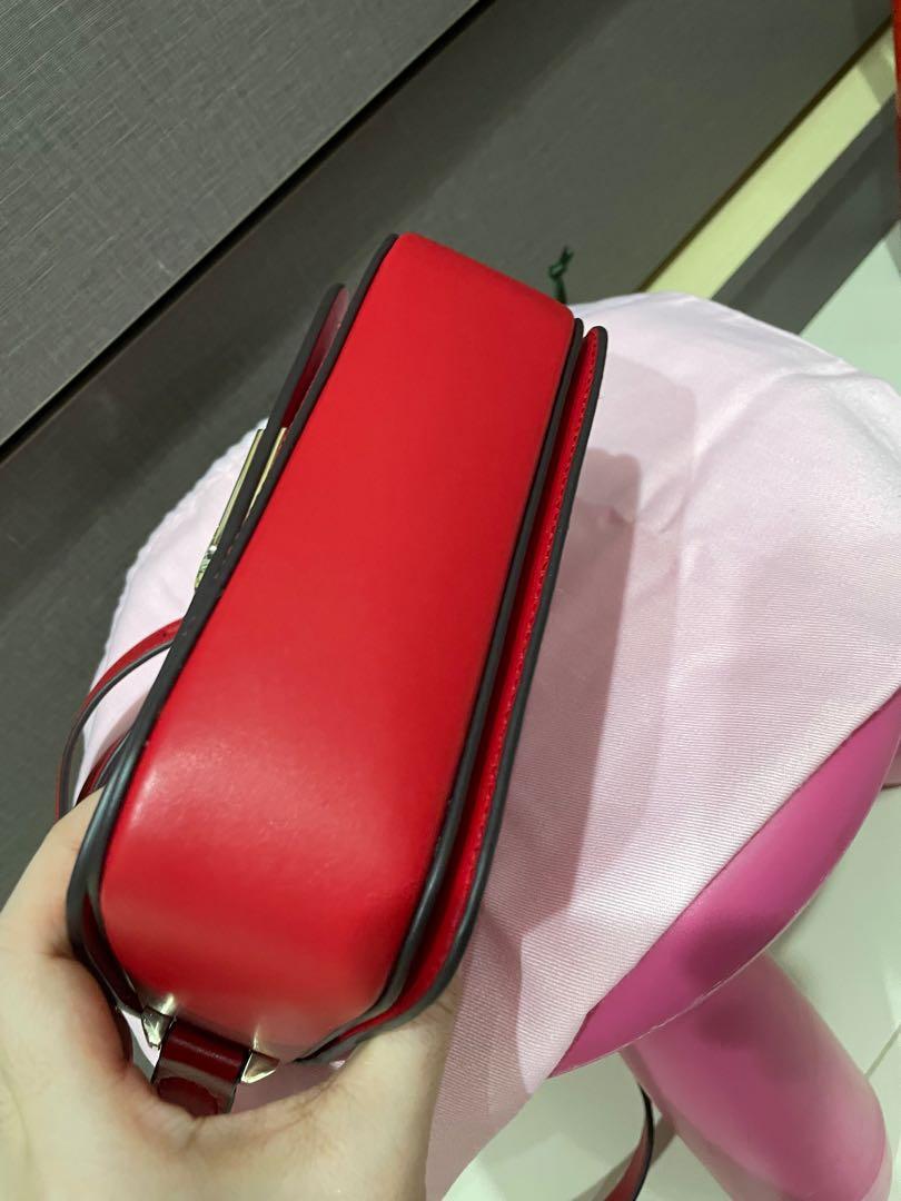 Kate spade heart twist lock sling bag, Women's Fashion, Bags & Wallets