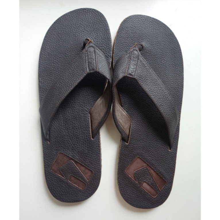 Globe flip flops on sale
