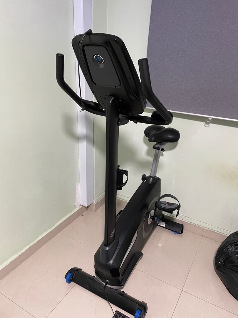 Nautilus u626 hotsell upright bike