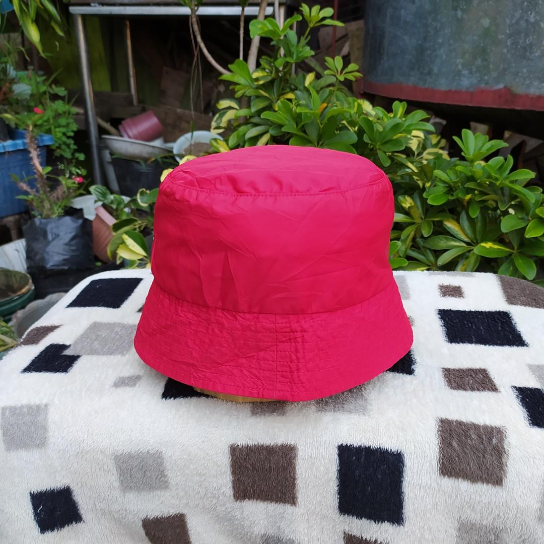 nike neon bucket hat