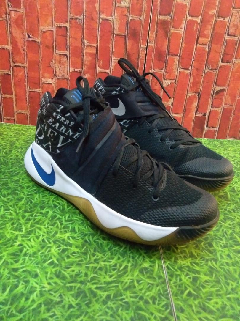 Nike kyrie 2 amazon Fesyen Pria Sepatu Sneakers di Carousell