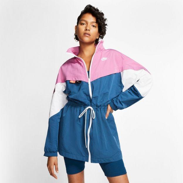 What to wear with nike windbreaker hot sale