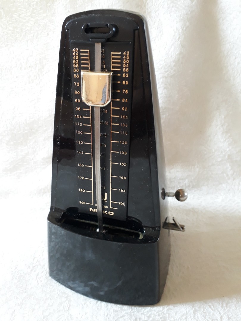 Nikko Metronome, Hobbies & Toys, Music & Media, Music Accessories on