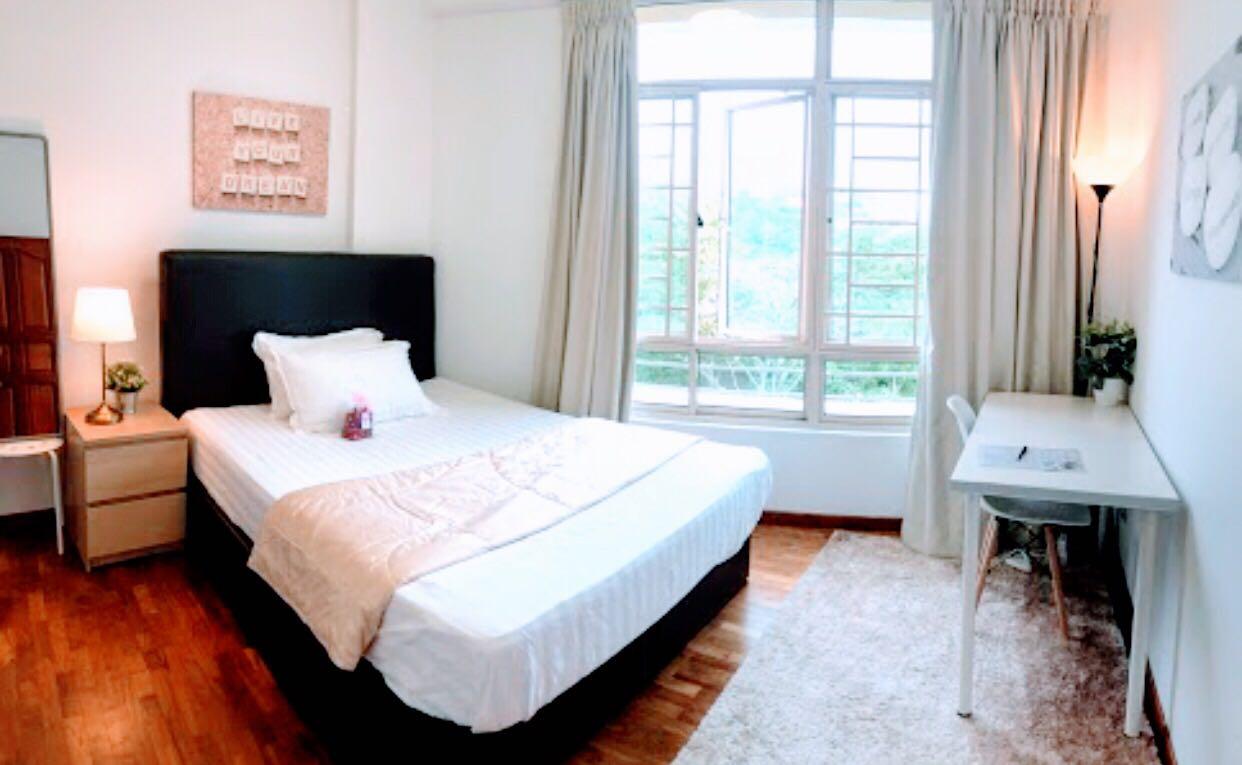 Northvale Master bedroom, Property, Rentals, Condos & ECs on Carousell