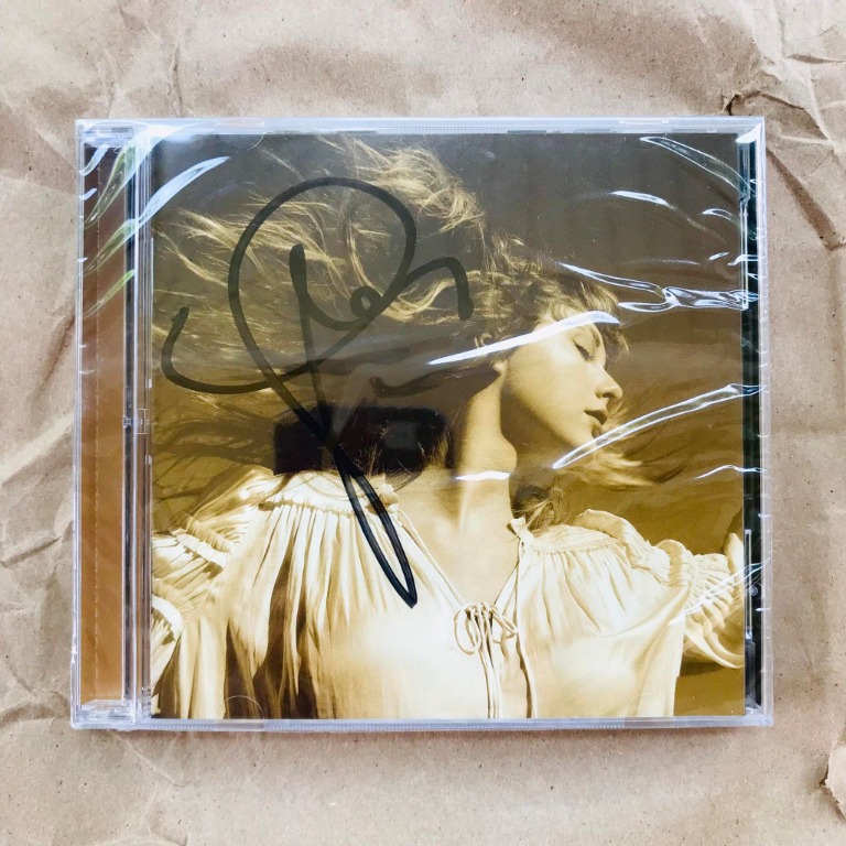 [SEALED] Signed Taylor Swift Fearless (Taylor's Version) CD - READY TO ...