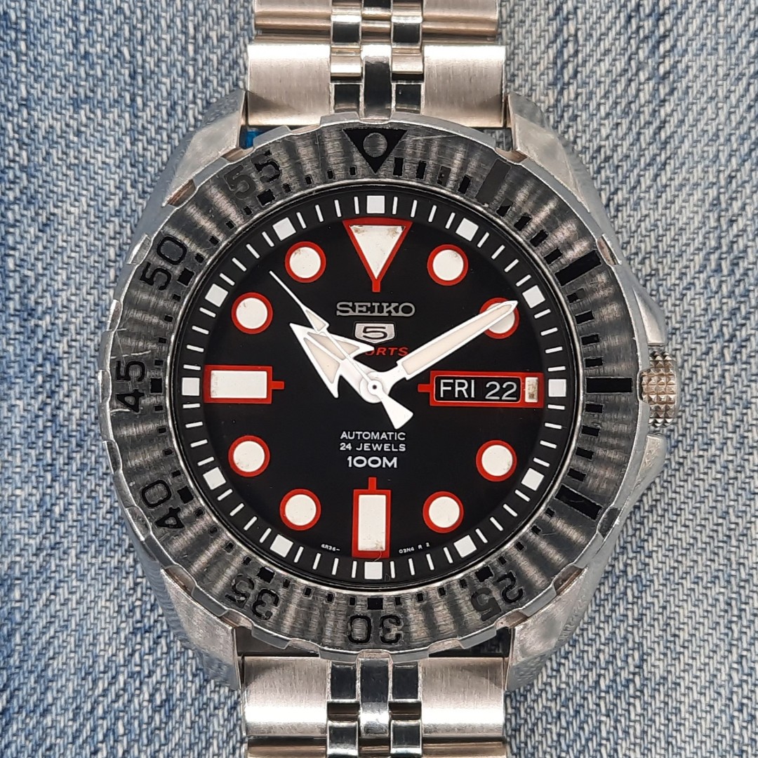 Seiko 4R36-03T0 Sports 24 Jewels 100 Meters Automatic Watch, Men's Fashion,  Watches & Accessories, Watches on Carousell