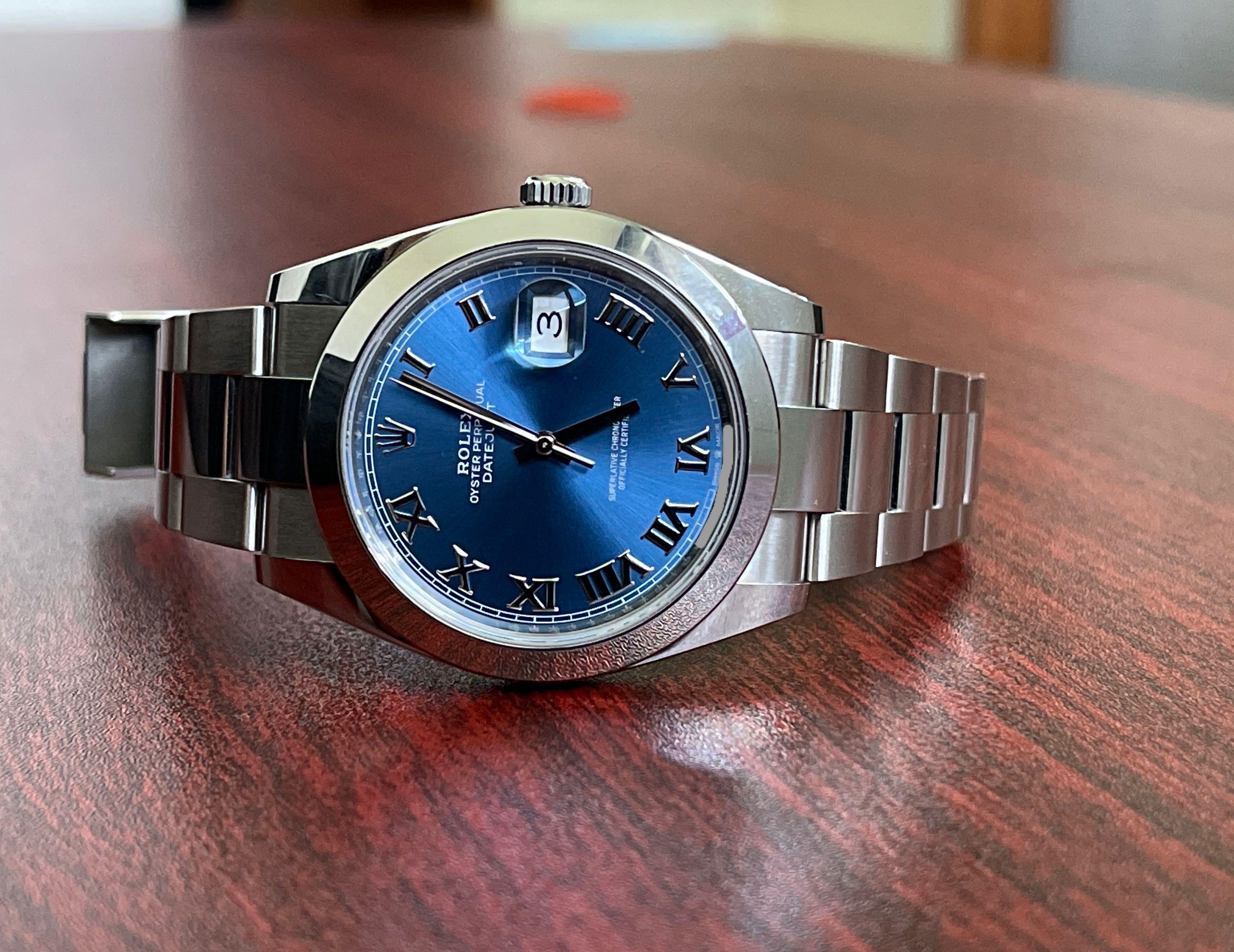 September 2020 Rolex Datejust 41mm 126300 Azzuro Blue dial with Roman Numerals Oystersteel bracelet