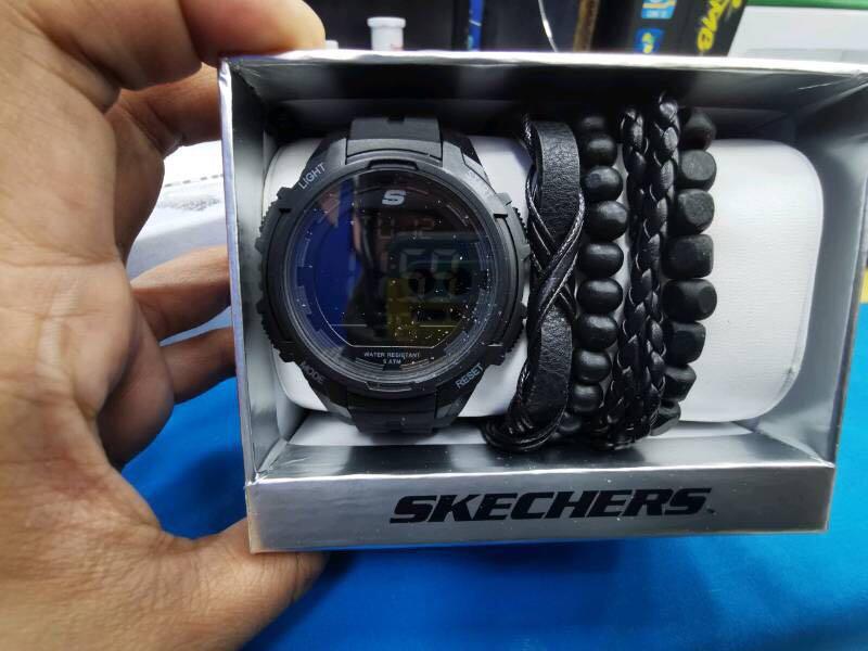 Skechers SR9031 Black Digital Dial Silicone Strap Men Watch + Bracelets  Gift Set