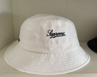 Supreme Cross Box Logo tee, Men's Fashion, Tops & Sets, Tshirts