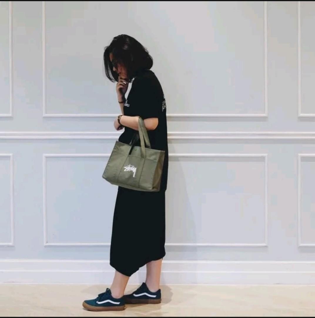 stussy military green tote bag